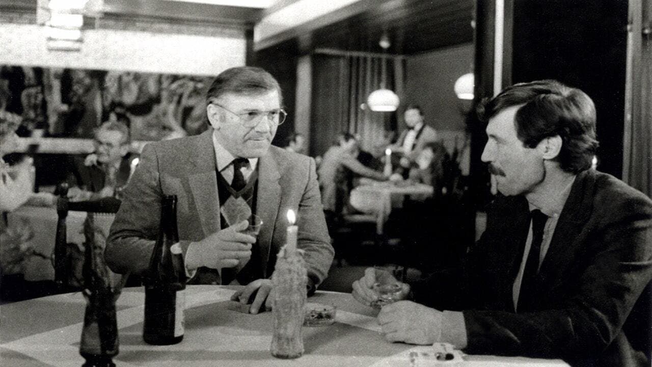 Opasni tragの背景画像