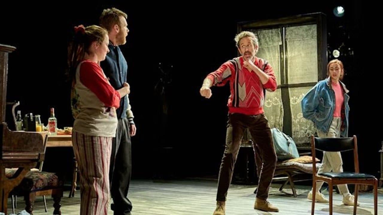 The Brightening Airの背景画像