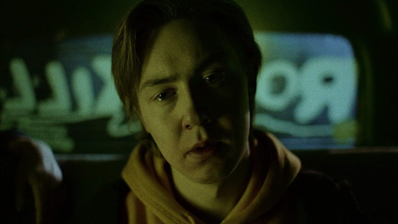 Boy Gets Eatenの背景画像