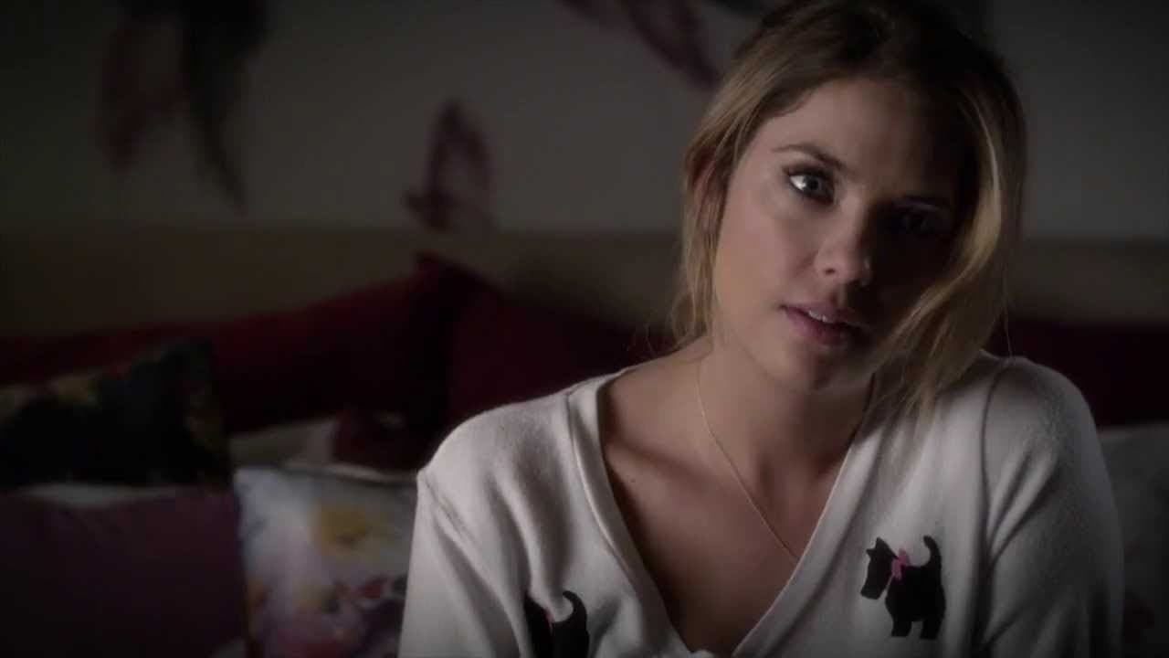 Ravenswoodの背景画像