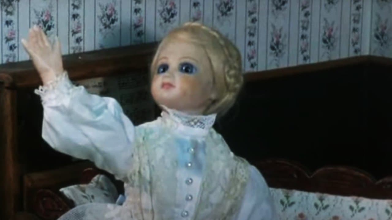 Tottie: The Story of a Doll's Houseの背景画像