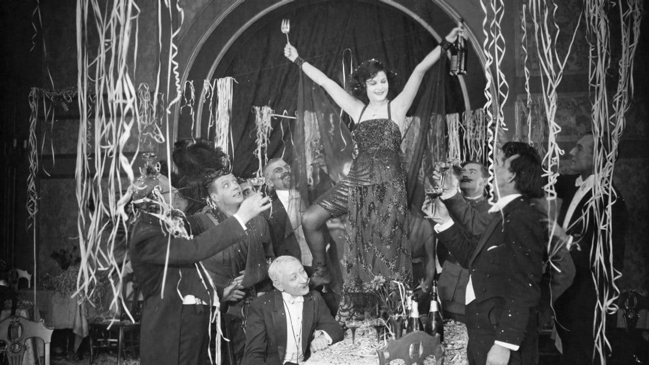 The Ghosts of Yesterdayの背景画像