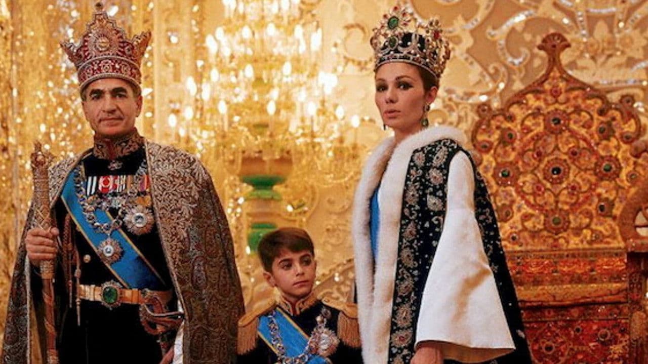 Farah Diba Pahlavi: Die letzte Kaiserinの背景画像