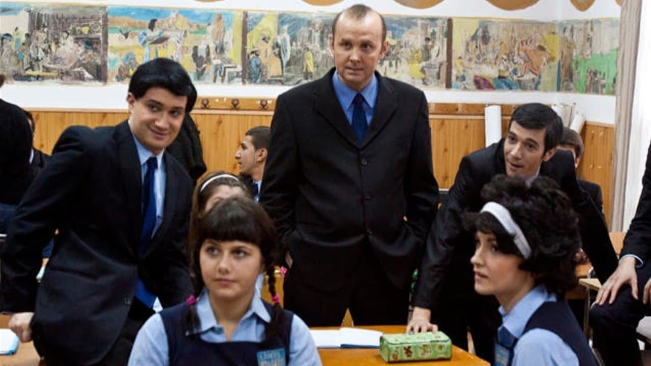 În Puii Mei: Liceenii, Filmul unei Generațiiの背景画像