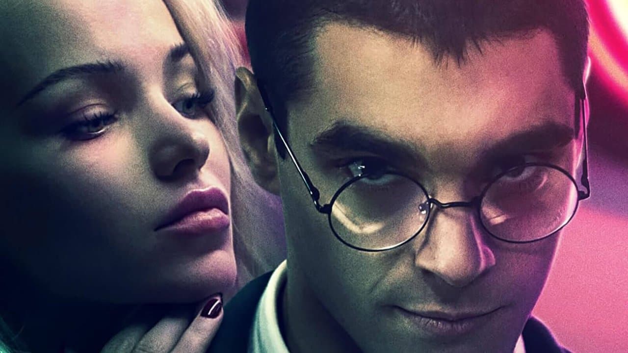 Love Me Deadの背景画像