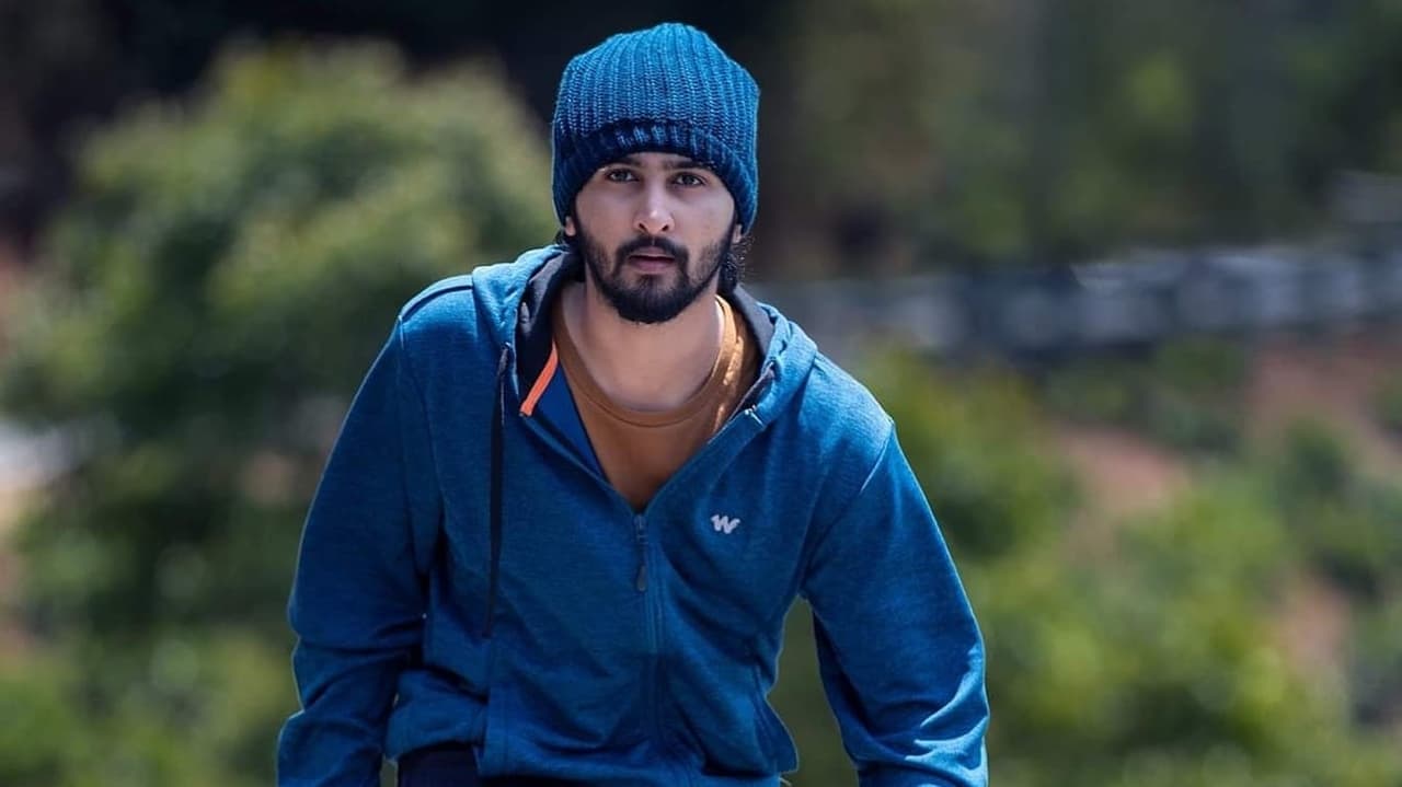 ഉല്ലാസംの背景画像