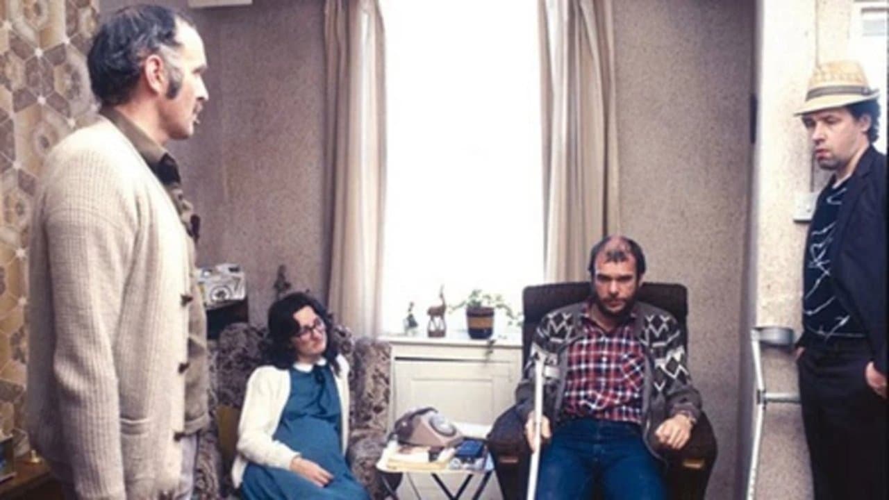 Four Days in Julyの背景画像