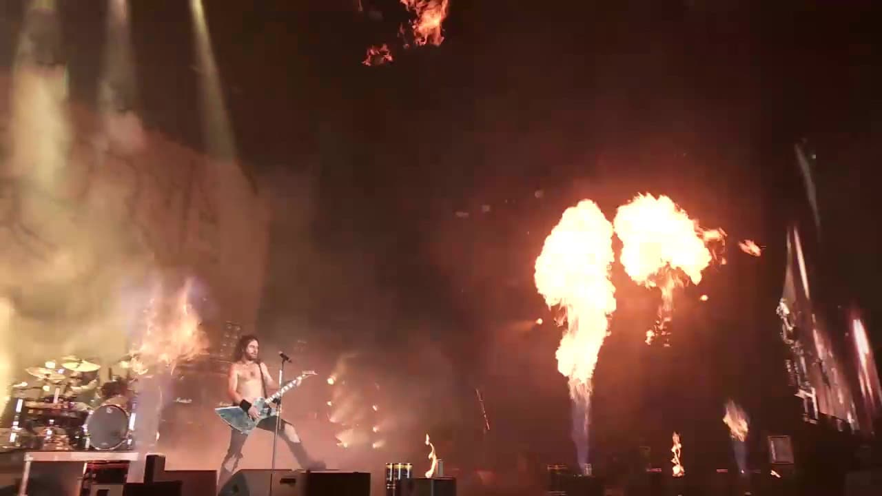 Airbourne : Au hellfest 2022の背景画像