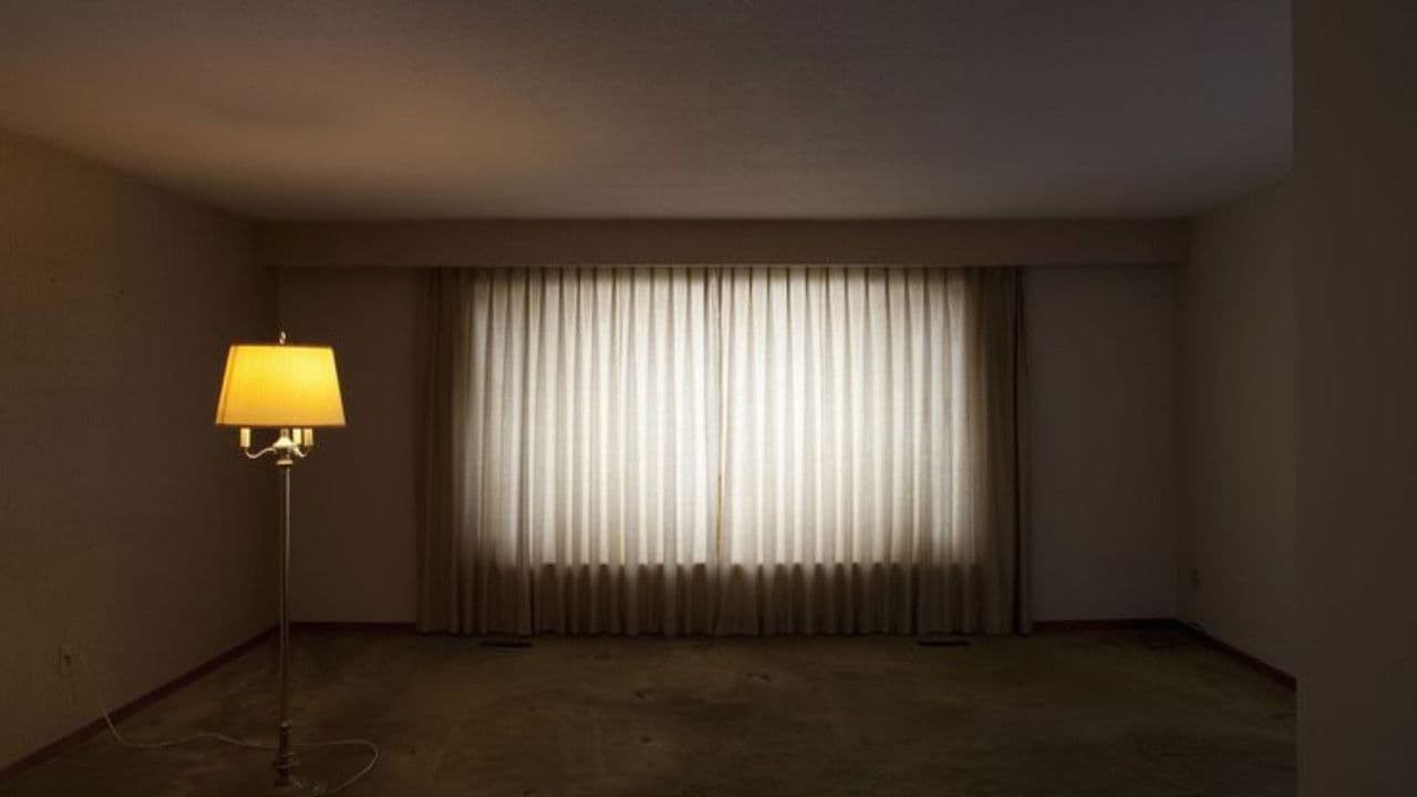 Extrait de la solitude d'un exilé volontaireの背景画像