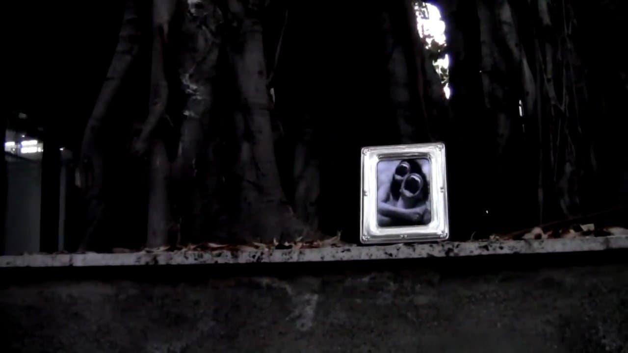 -Pursuit0.: Questo posto è completamente normaleの背景画像