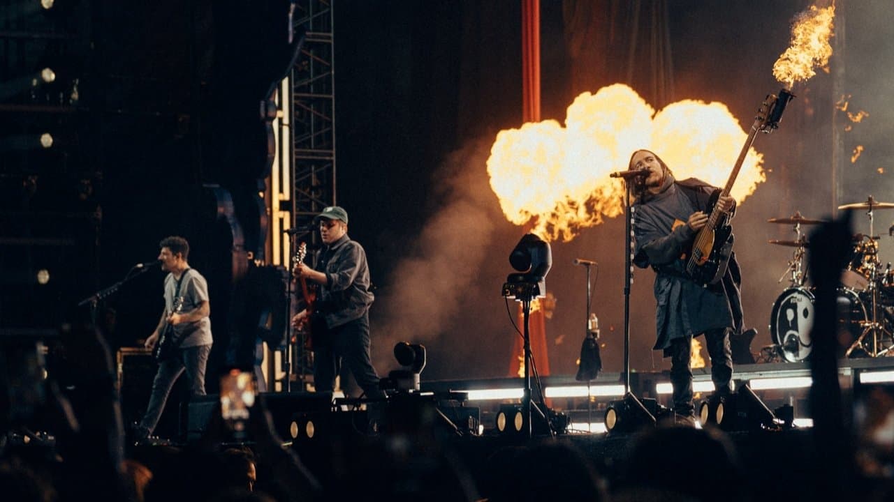 Fall Out Boy - So Much for (2our) Dust: Live from Madison Square Gardenの背景画像