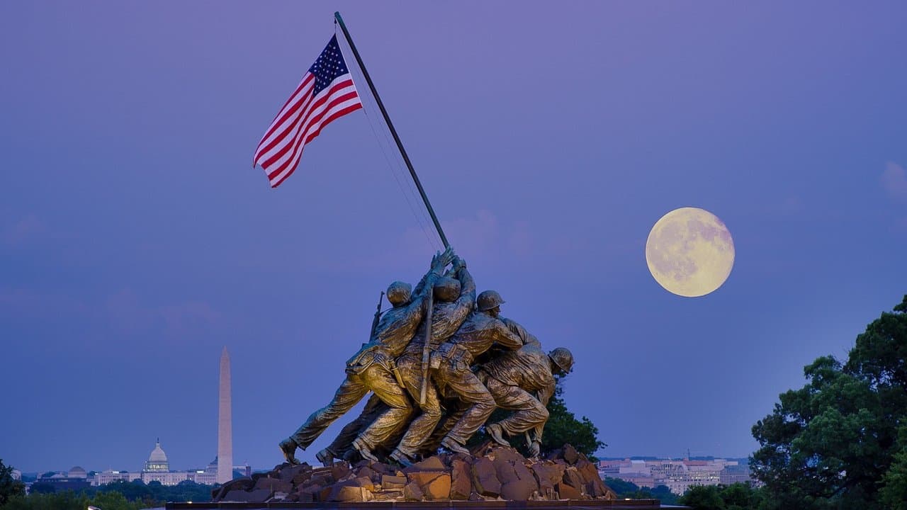 We, the Marinesの背景画像