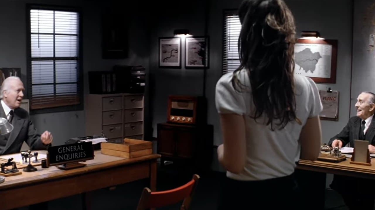 Waiting for Gorgoの背景画像