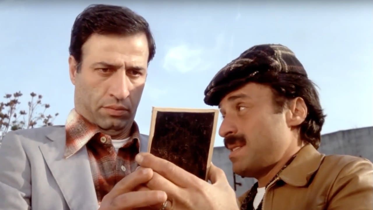 Yedi Bela Hüsnüの背景画像