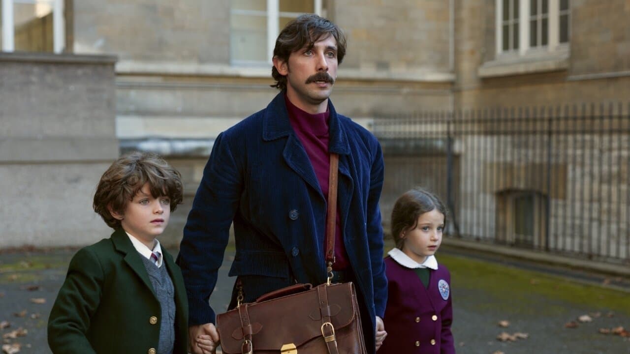 私たちは、誰にも知られずそこを出たの背景画像