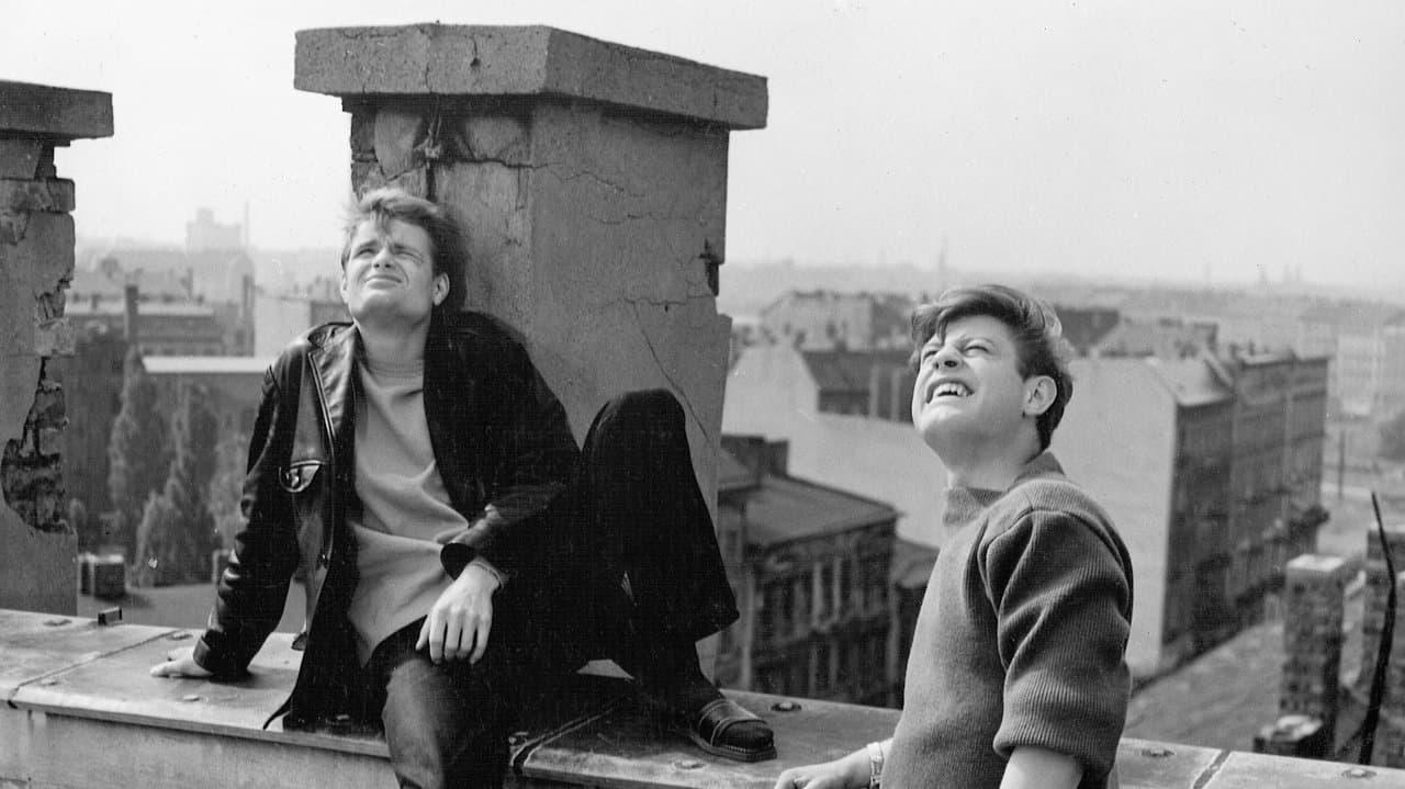 Berlin um die Eckeの背景画像