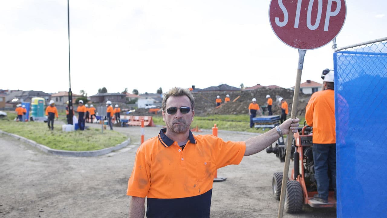 Men of the Earthの背景画像