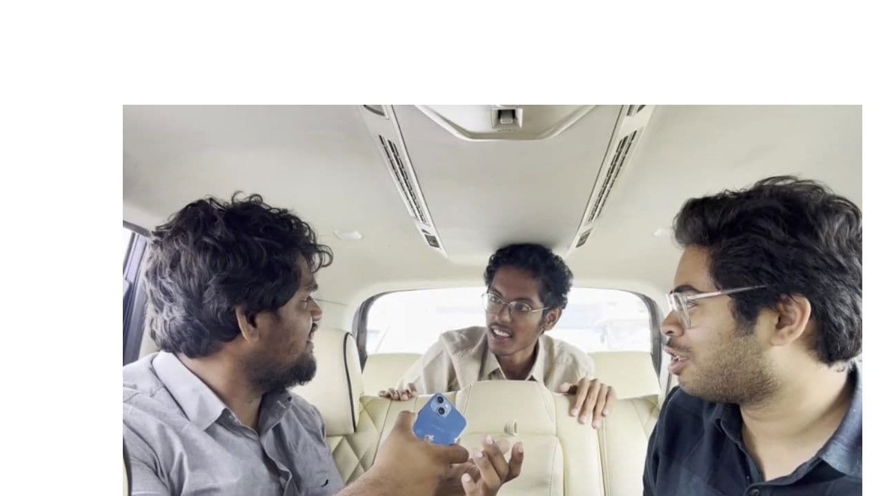 Valaya Chitram 2の背景画像