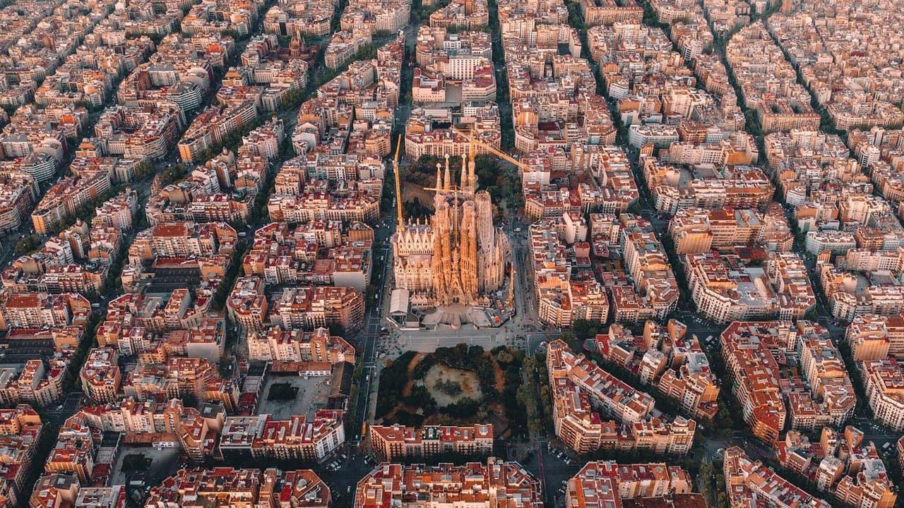 Barcelone vu par Ricardo Bofillの背景画像