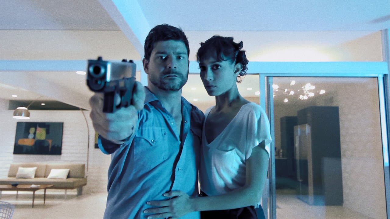 Down and Dangerousの背景画像