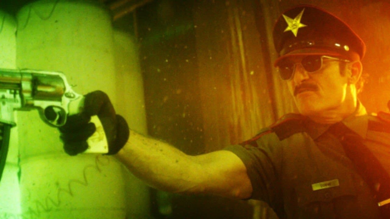 Officer Downeの背景画像