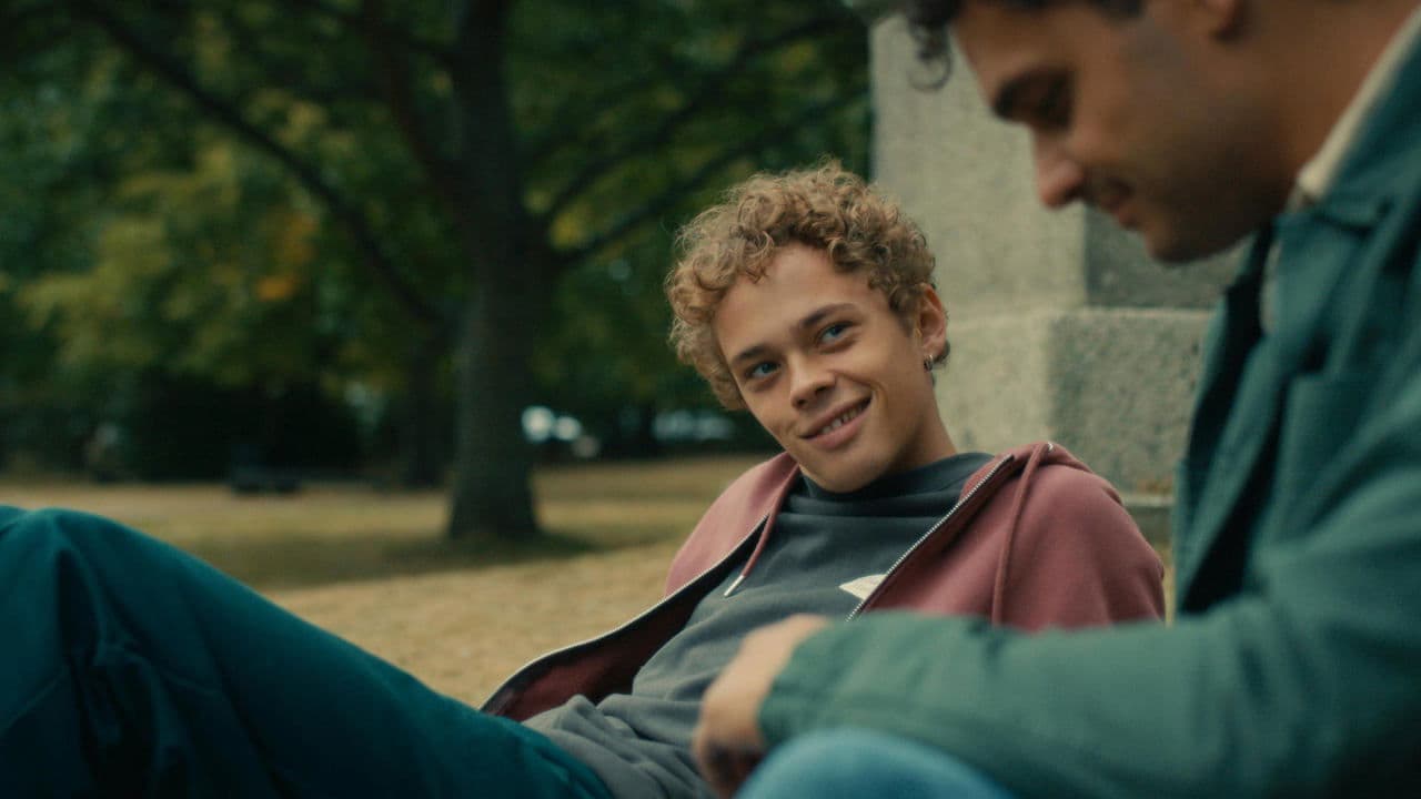 Glasskårの背景画像