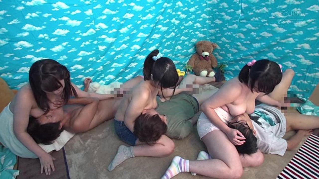 バブみをこじらせた兄が巨乳妹と授乳手コキ一転近親相姦の背景画像