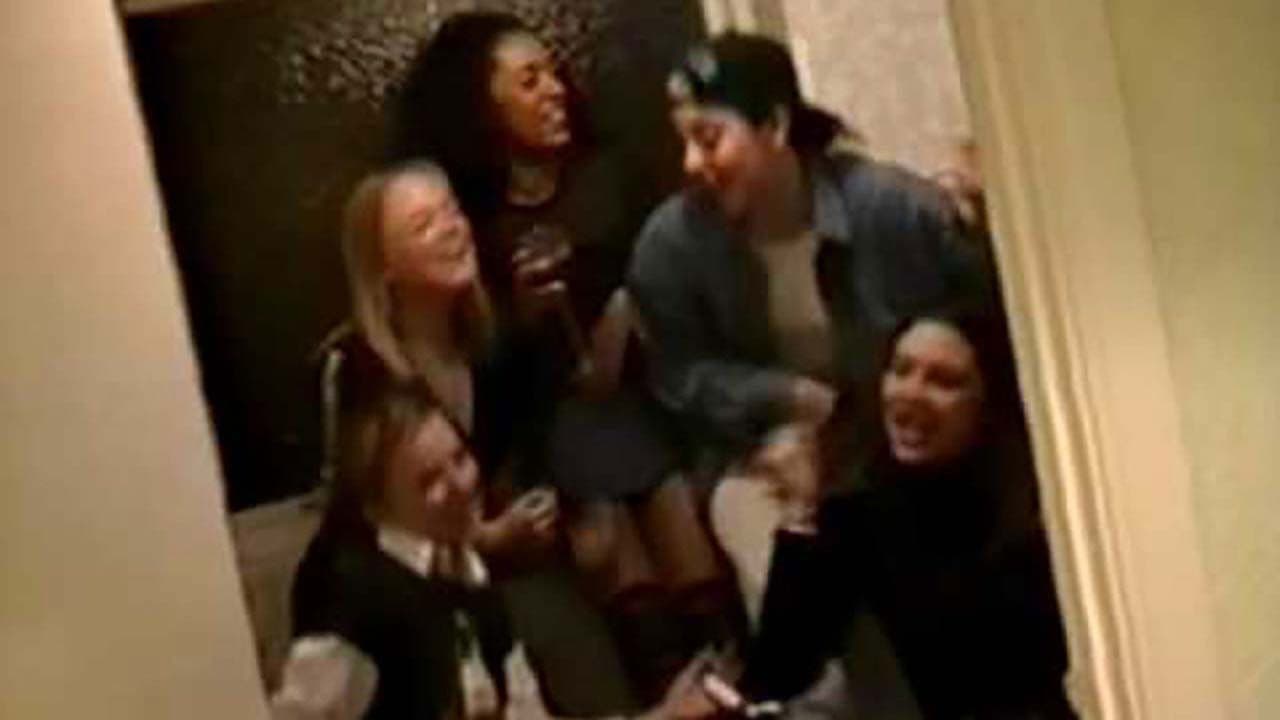 Raw Spiceの背景画像