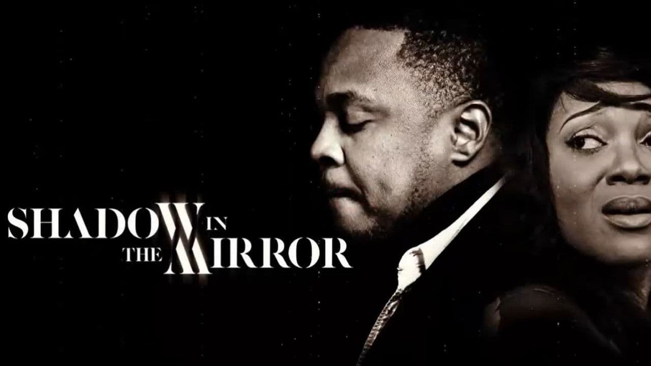 Shadow in the Mirrorの背景画像