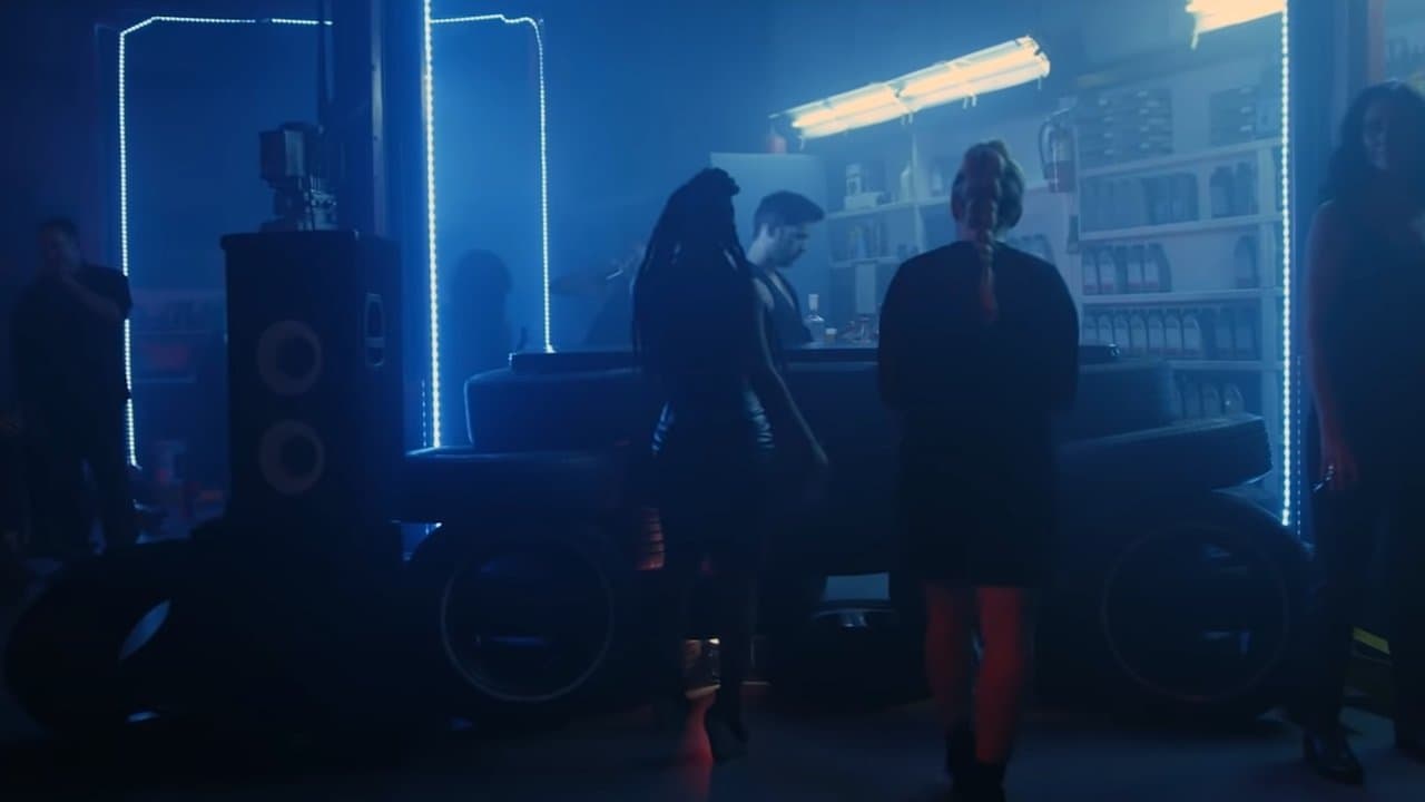 LUCIDの背景画像