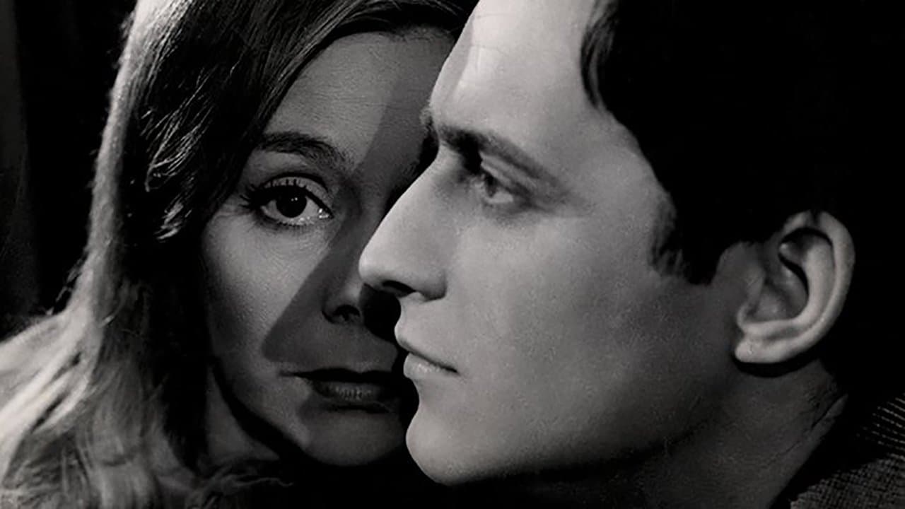 Ples v dežjuの背景画像