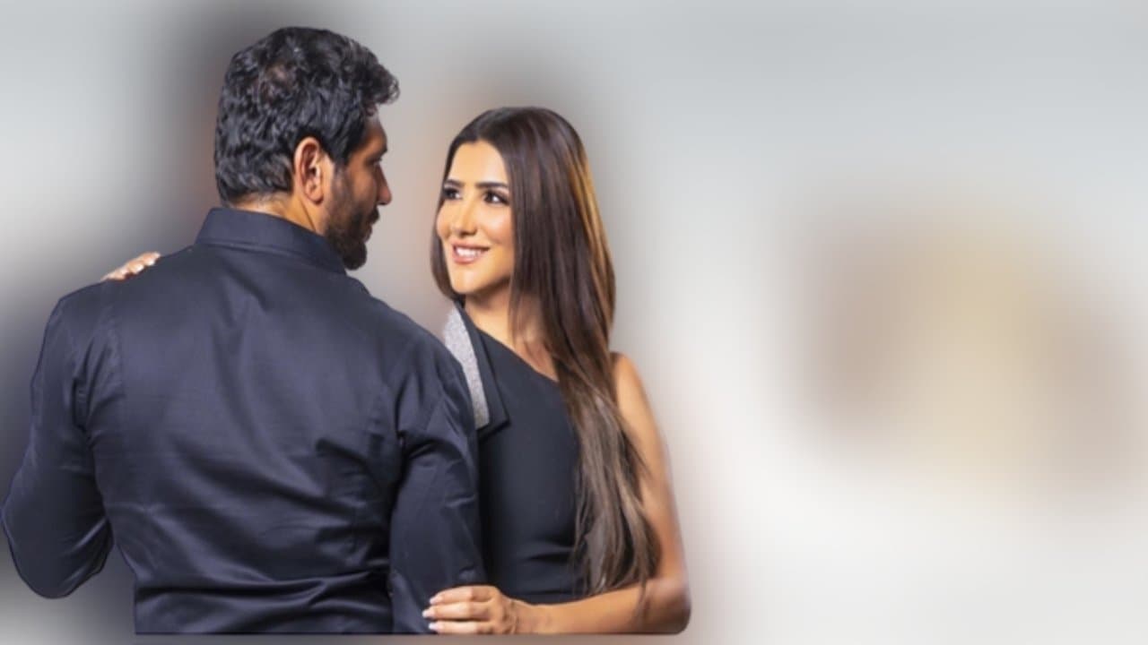 تحت تهديد السلاحの背景画像