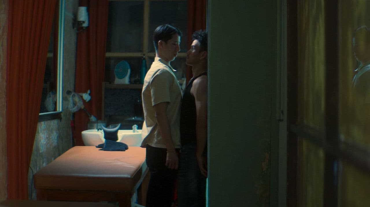 Nửa Đêm Nổi Hứng Đi Cắt Tócの背景画像