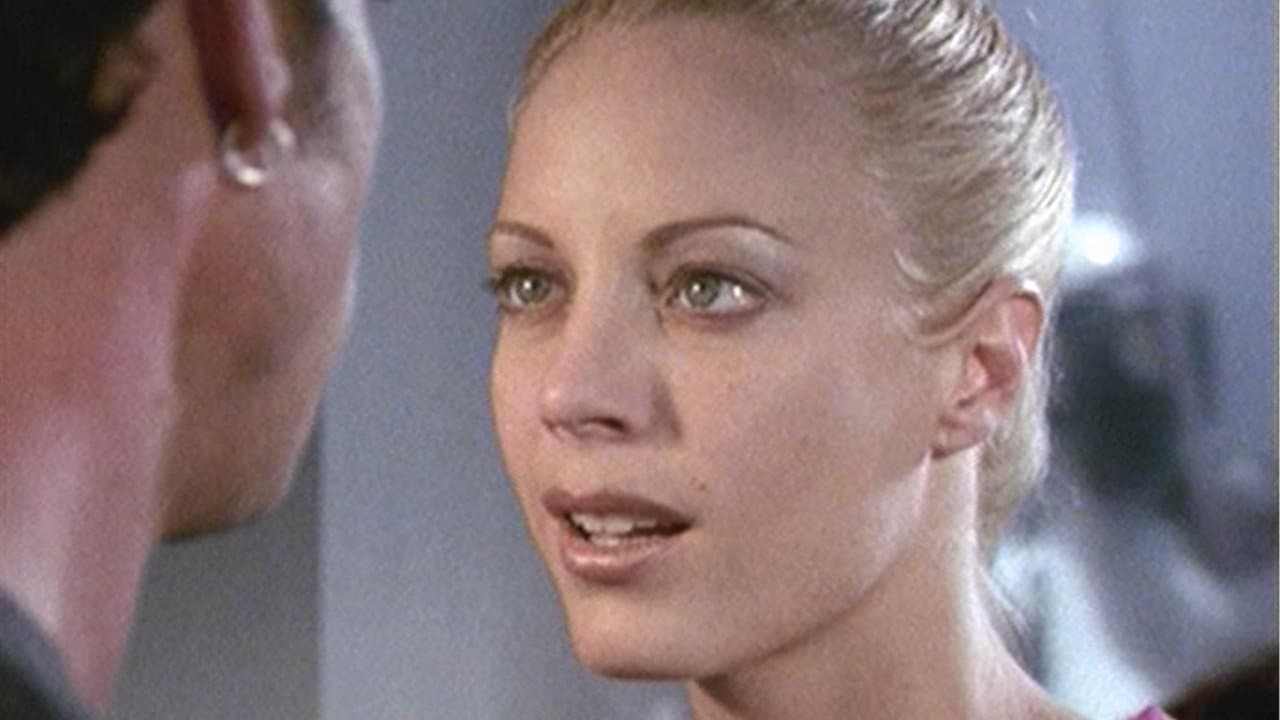 Emmanuelle 2000: Emmanuelle and the Art of Loveの背景画像