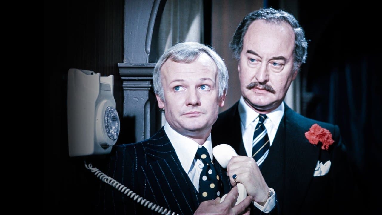 Are You Being Served? Secrets & Scandalsの背景画像