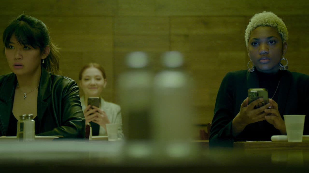 Alone, Alone, Alone on a Wide, Wide Seaの背景画像