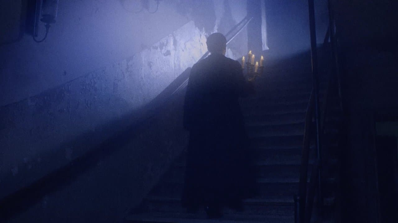 Dawn Breaks Behind the Eyesの背景画像