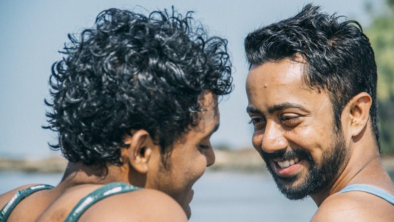 En Magan Magizhvanの背景画像