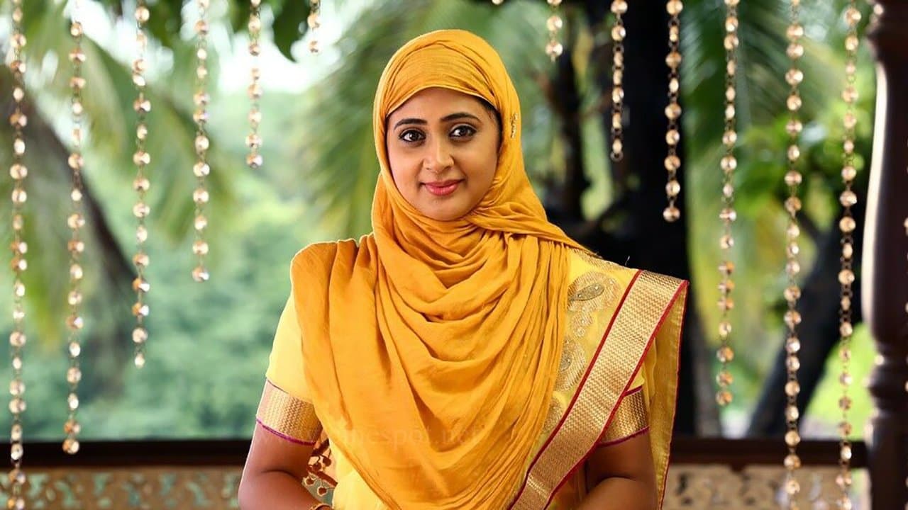 മൈലാഞ്ചി മൊഞ്ചുള്ള വീട്の背景画像