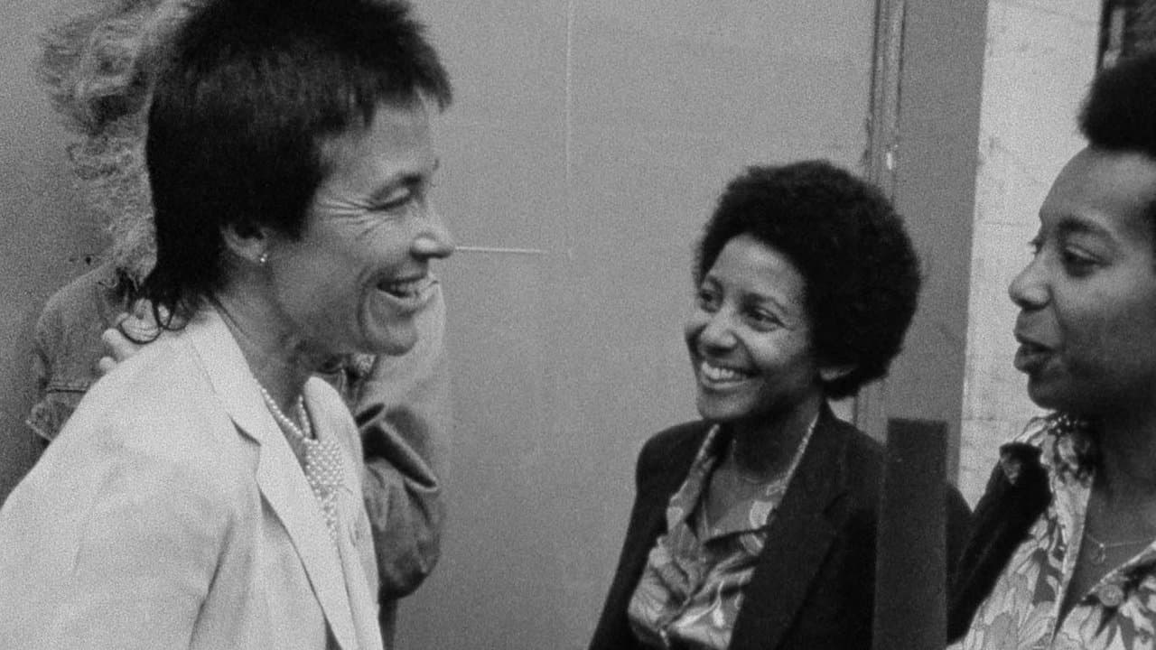 Audienceの背景画像