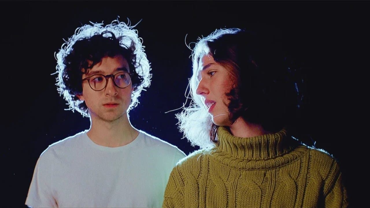 Two Sleepy Peopleの背景画像