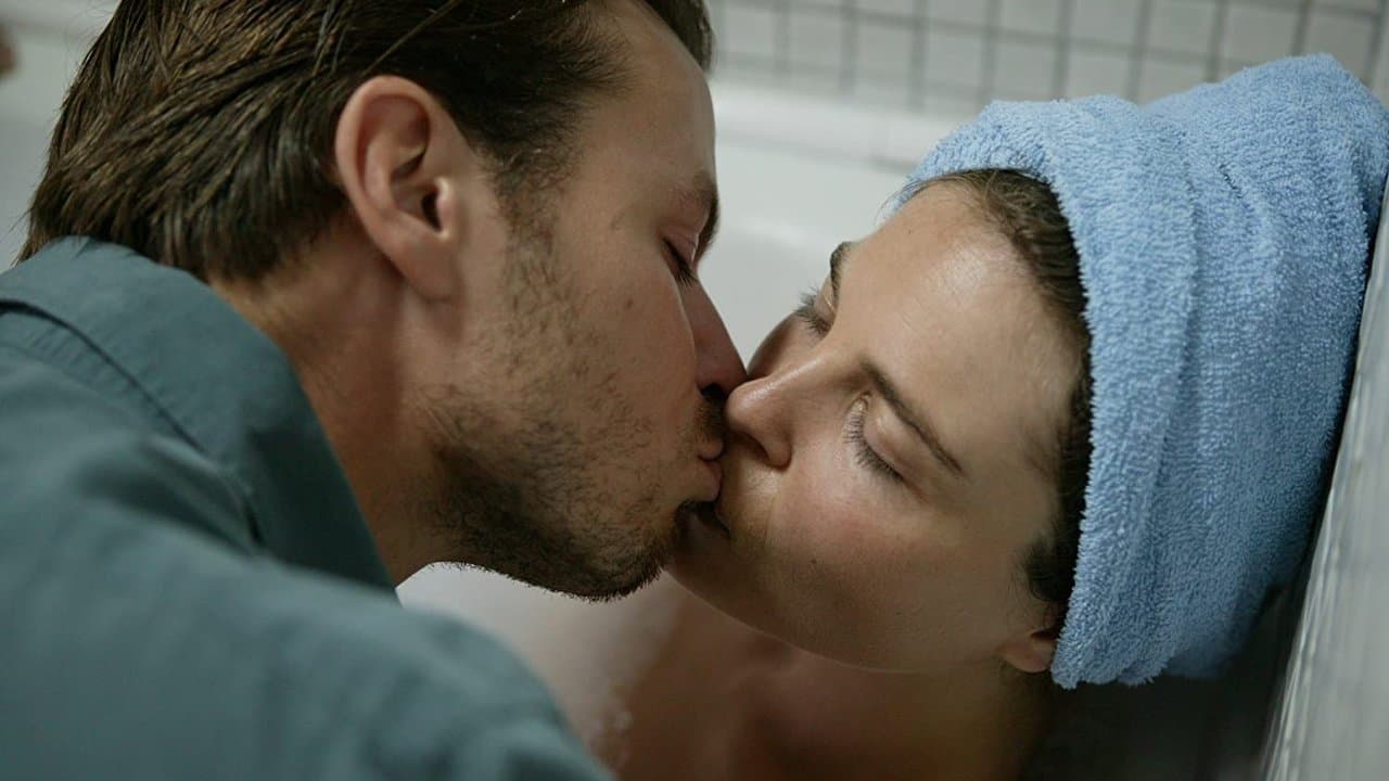 Red Is the Color ofの背景画像