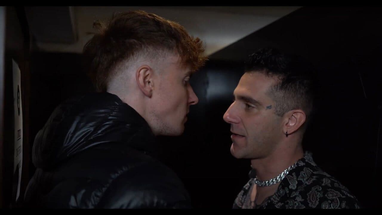 Never Let Me Goの背景画像