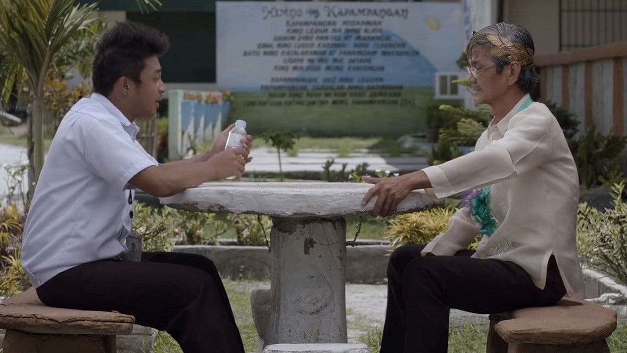 ARI: My Life with a Kingの背景画像