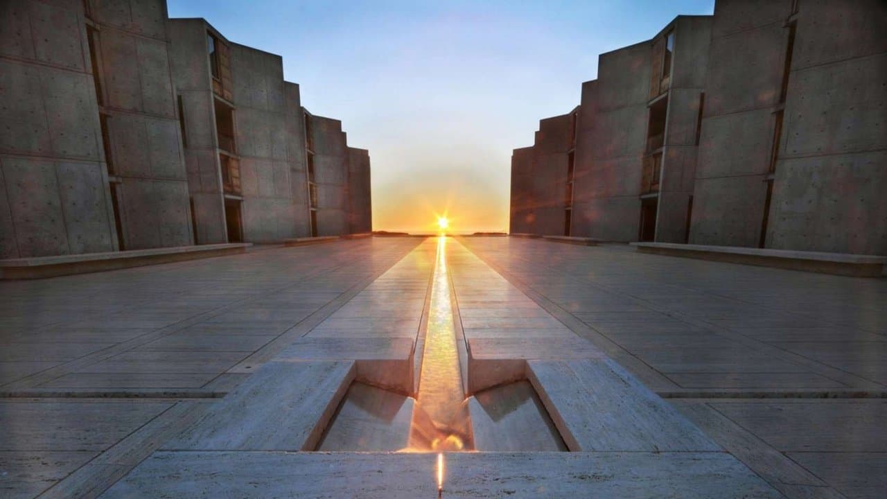 Louis Kahn: Silence and Lightの背景画像