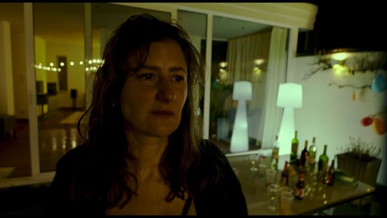 ZWERMの背景画像