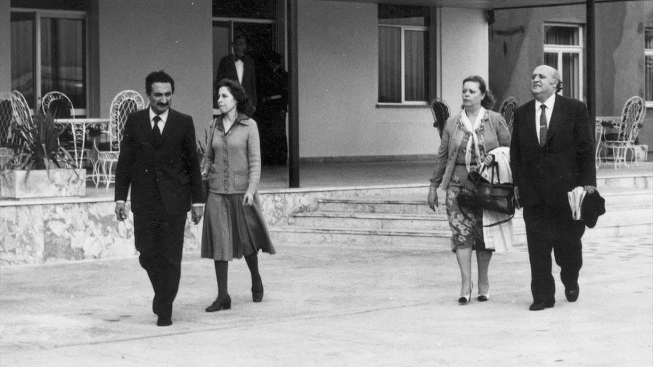 Karaoğlan: Çile Çiçeğiの背景画像