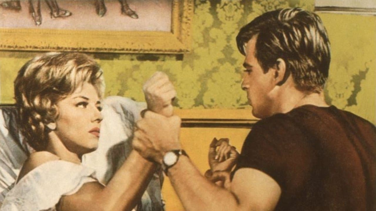 Raiders from Beneath the Seaの背景画像