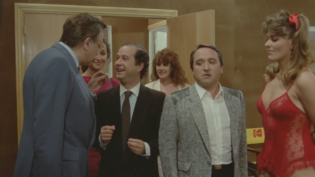 Cuatro mujeres y un líoの背景画像