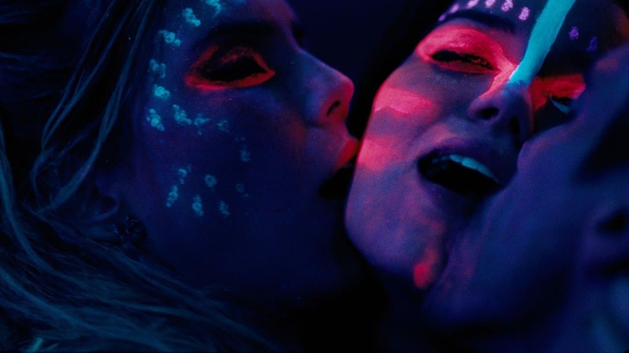 Paraísos Artificiaisの背景画像